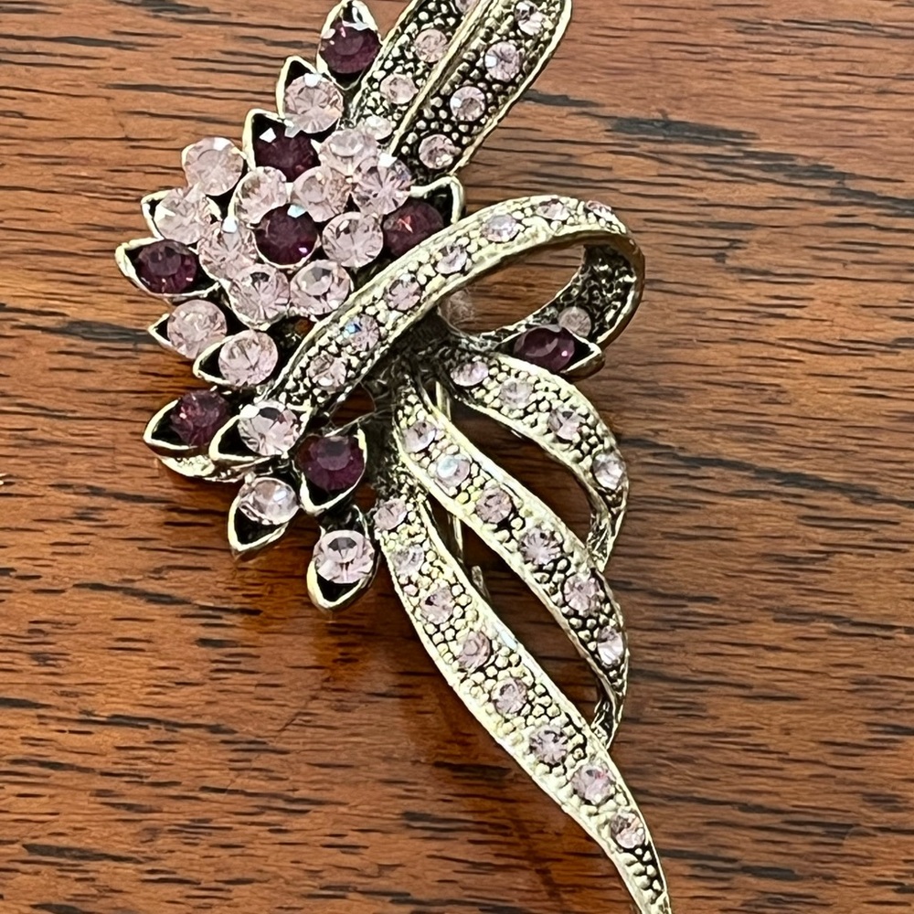 Elegant Floral Brooch with Pink and Purple Rhinestones on Silver